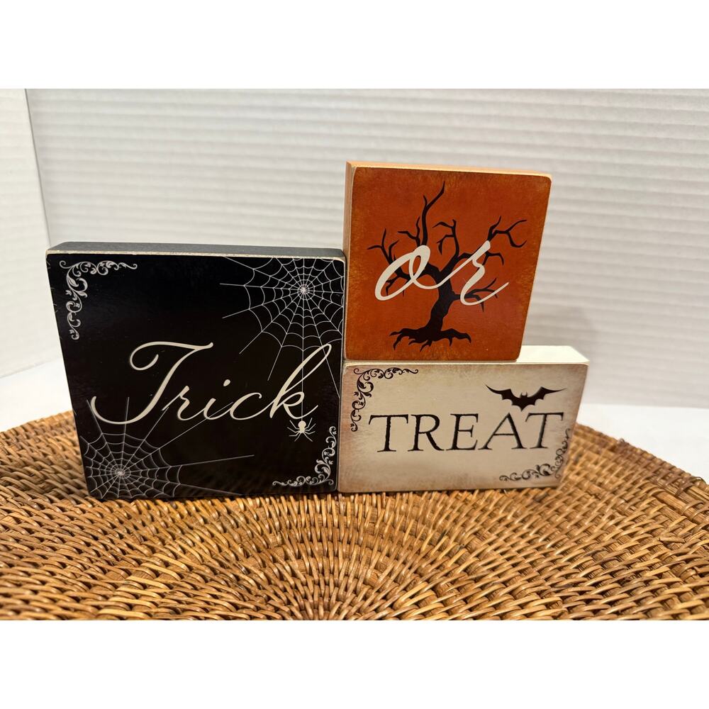 Trick or Treat Halloween Sign, Decor, Halloween Shelf Sitter, Spooky Sign